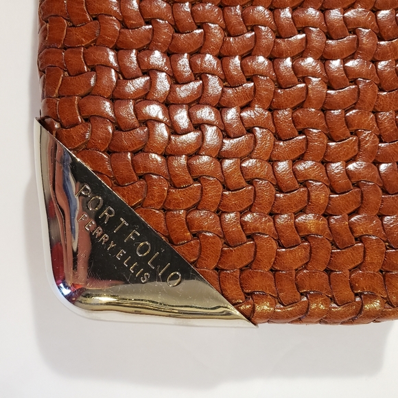 Vintage/Perry Ellis Portfolio Crossbody - Picture 4 of 6
